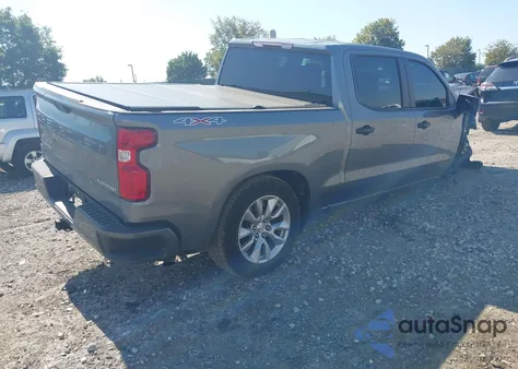 2022 Chevrolet Silverado 1500 Ltd 4Wd Short Bed Custom z USA, uszkodzony, nr VIN 3GCPYBEK4NG157322